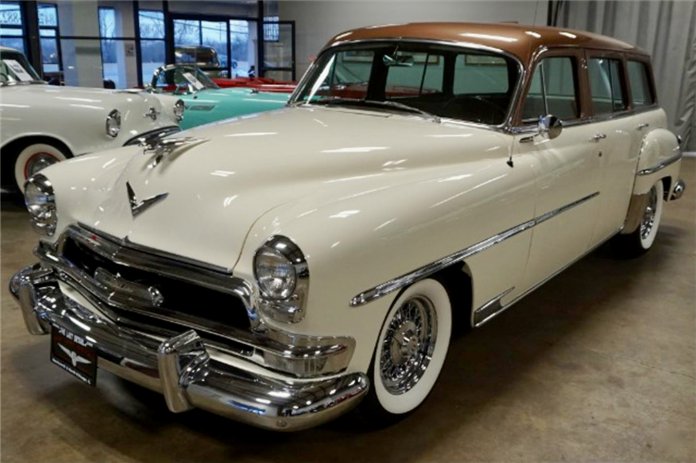 Pick of the Day: 1954 Chrysler station wagon from Harrah Collection